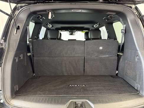 Used 2022 Nissan Armada SL w/ Midnight Edition Package RWD image 14