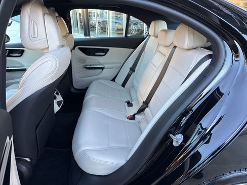 Certified 2022 Mercedes-Benz C 300 4MATIC Sedan image 17