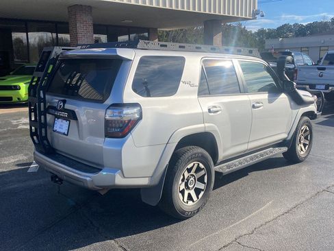 Used 2023 Toyota 4Runner TRD Off-Road image 5