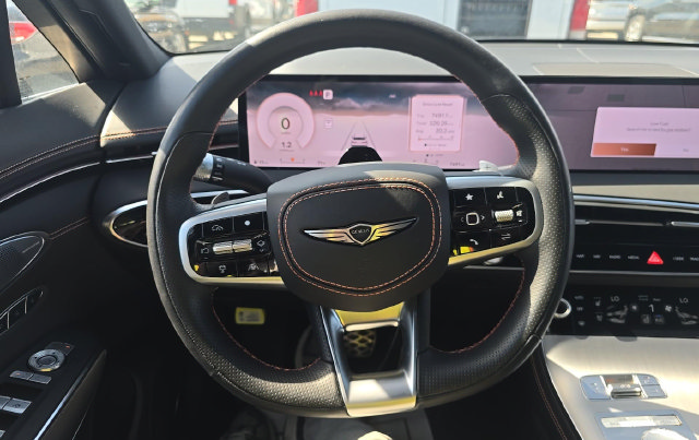 Used 2026 Genesis GV70 3.5T Sport Advanced AWD/4WD image 7