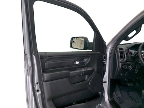 Used 2025 RAM 1500 Tradesman w/ Night Edition image 17