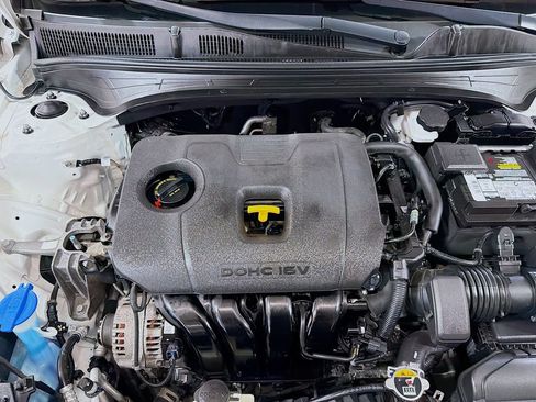 Used 2019 Kia Forte LXS FWD image 28