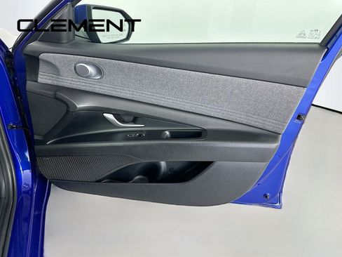 Used 2024 Hyundai Elantra Limited FWD image 36