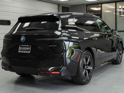 Used 2023 BMW iX xDrive50 w/ Premium Package AWD/4WD image 29