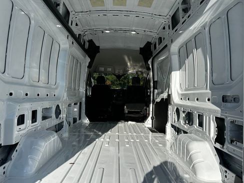 New 2025 Ford Transit 350 148 High Roof image 36
