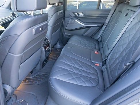 New 2025 BMW X5 xDrive40i image 17