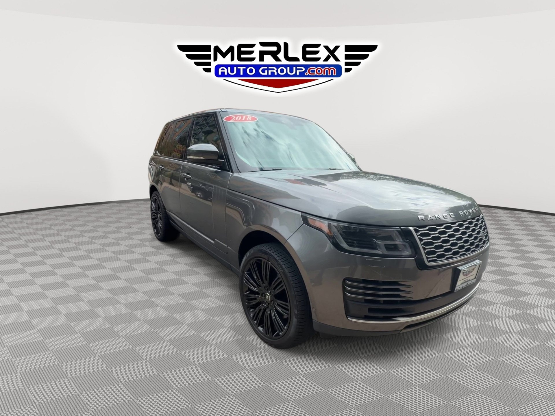 Used 2018 Land Rover Range Rover Supercharged AWD/4WD image 2
