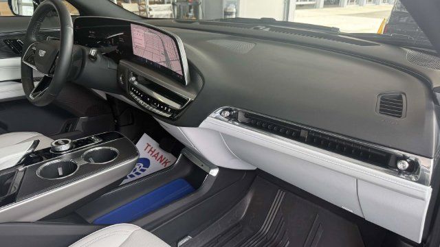 Used 2024 Cadillac Lyriq Luxury w/ LPO, Floor Liner Package AWD/4WD image 21