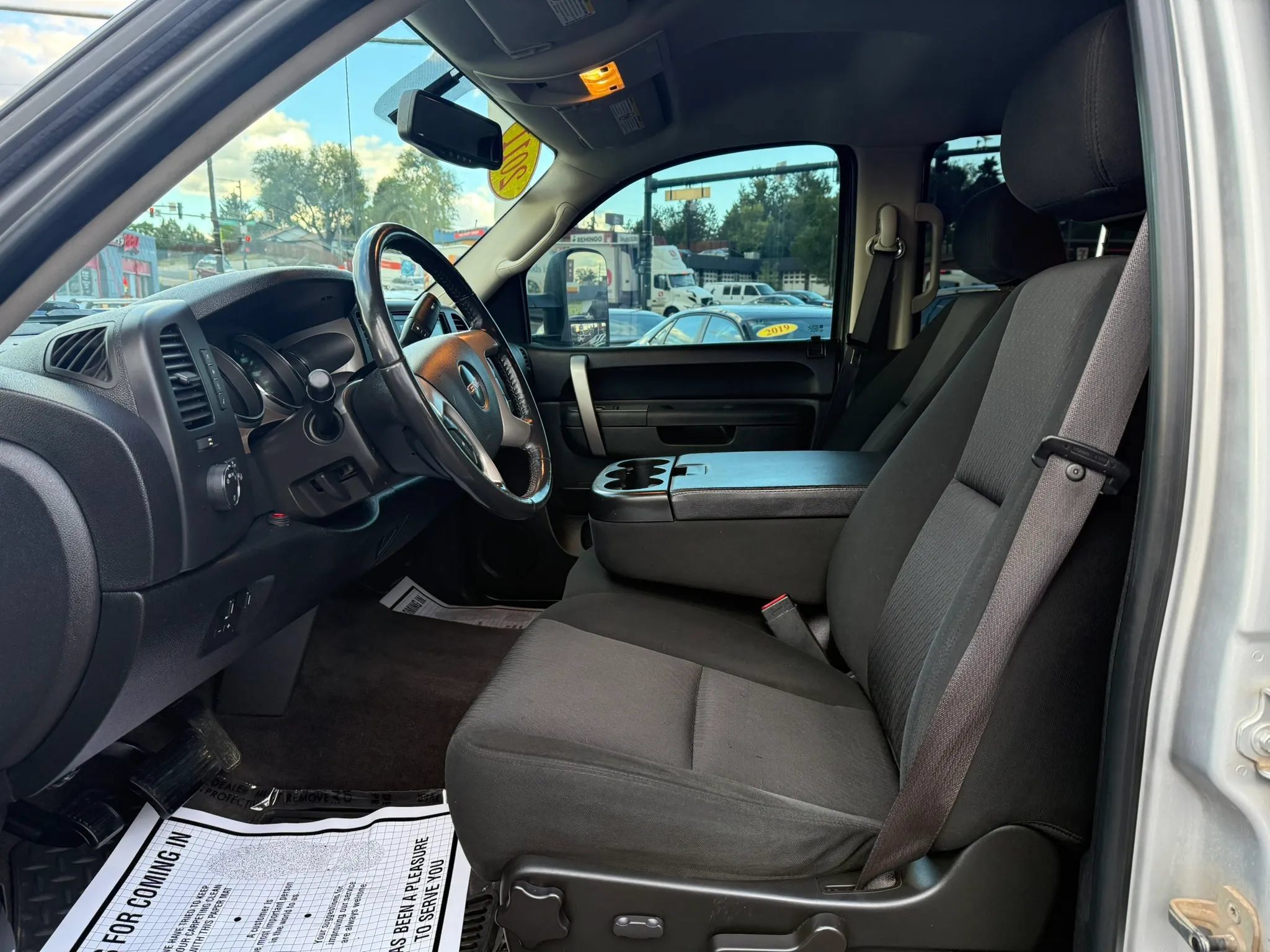 Used 2011 GMC Sierra 2500 SLE w/ SLE Preferred Package AWD/4WD image 10