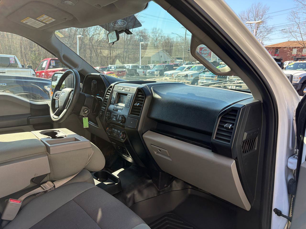 Used 2016 Ford F150 XL w/ Equipment Group 101A Mid AWD/4WD image 44