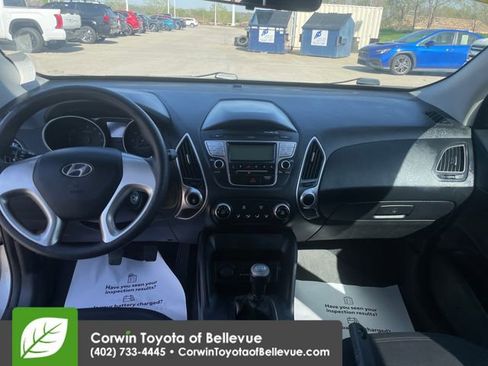 Used 2013 Hyundai Tucson GL image 20