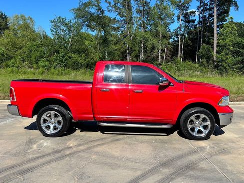 Used 2017 RAM 1500 Laramie AWD/4WD image 4