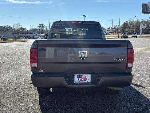 Used 2017 RAM 1500 Express image 7