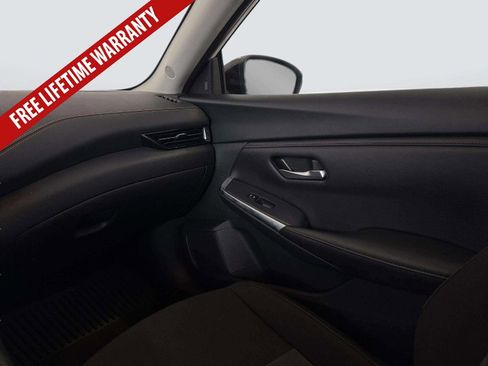 Used 2023 Nissan Sentra SR w/ Electronics Package FWD image 22