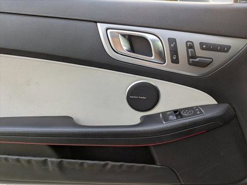 Used 2012 Mercedes-Benz SLK 350 image 10