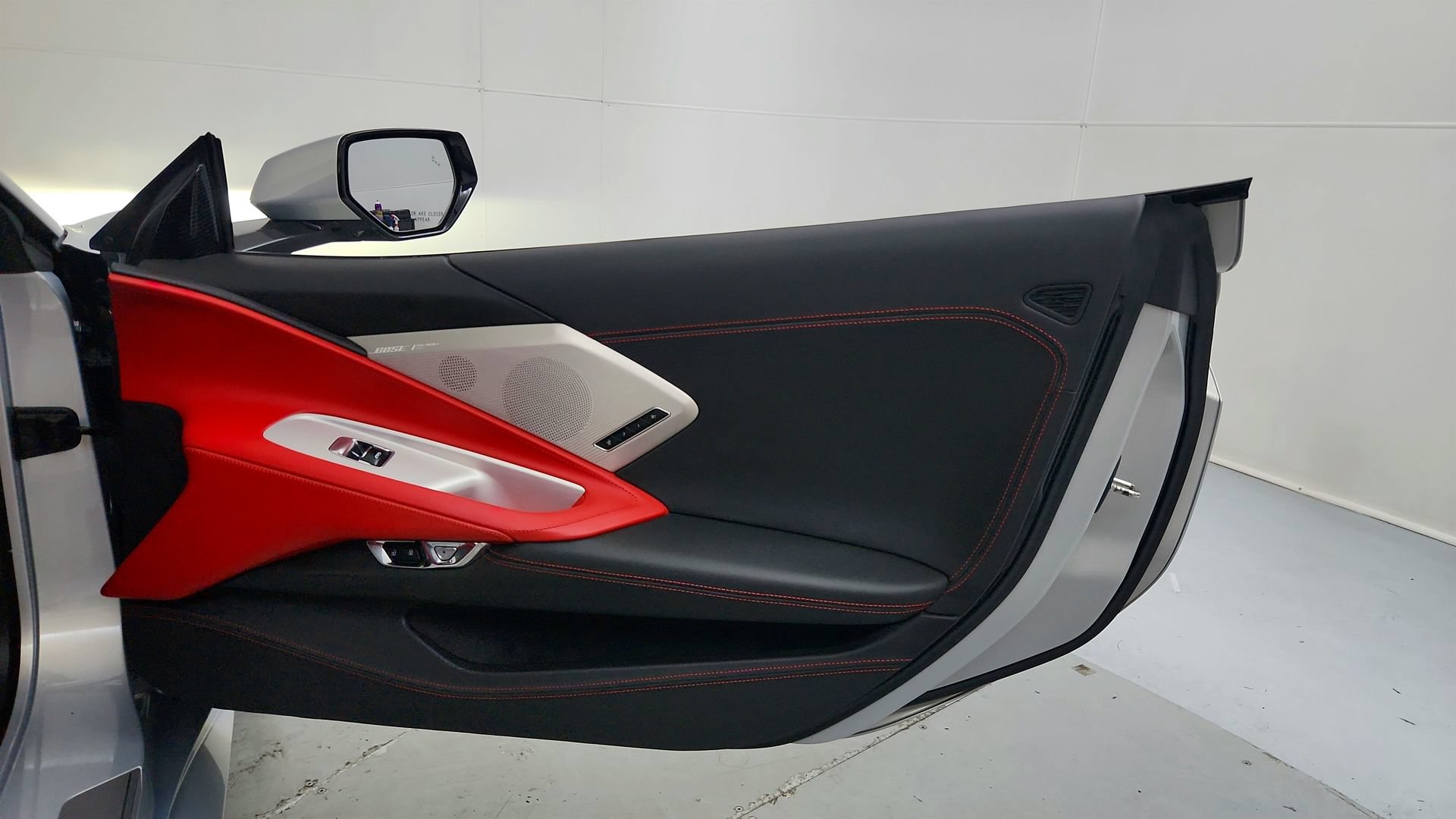 Used 2021 Chevrolet Corvette Stingray Premium Conv w/ Z51 Performance Package RWD image 23