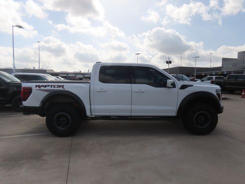 Certified 2024 Ford F150 Raptor AWD/4WD image 9