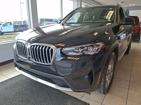 Used 2023 BMW X3 xDrive30i w/ Convenience Package image 3