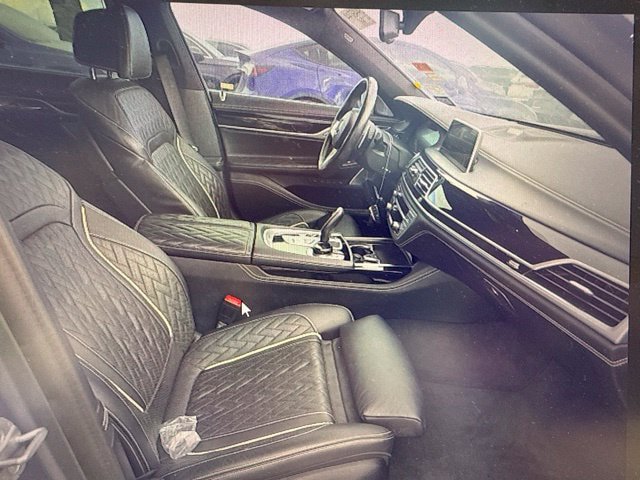 Used 2021 BMW 750i xDrive w/ Autobahn Package AWD/4WD image 10