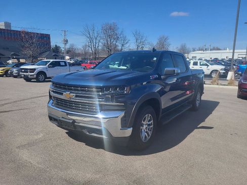 Used 2019 Chevrolet Silverado 1500 LT w/ Z71 Off-Road Package image 7