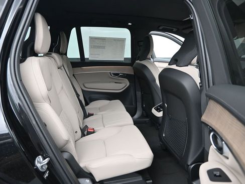 New 2026 Volvo XC90 B6 Plus AWD/4WD image 16