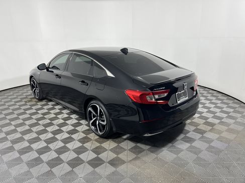 Used 2022 Honda Accord Sport image 3