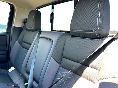 New 2026 Nissan Frontier SV w/ SV Convenience Package image 16