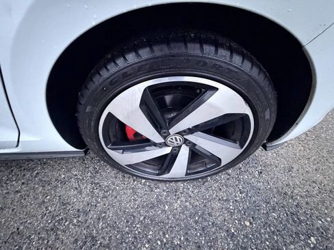 Used 2020 Volkswagen GTI S image 56