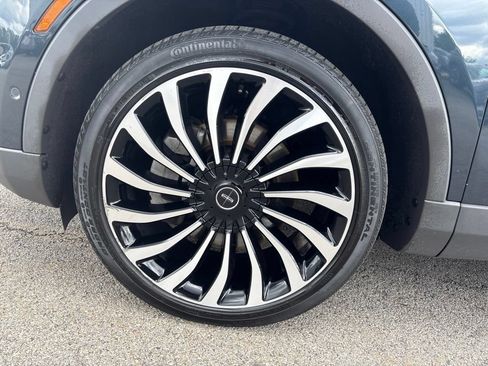 Used 2021 Lincoln Nautilus Black Label AWD/4WD image 9
