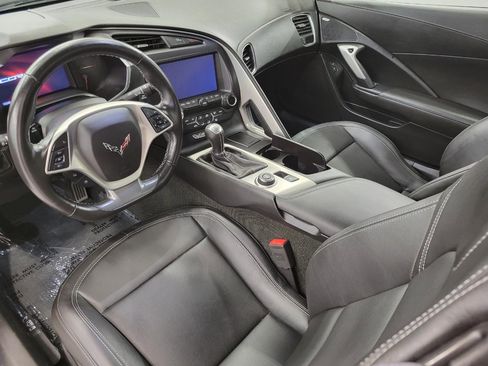Used 2018 Chevrolet Corvette Stingray Coupe w/ 1LT RWD image 9