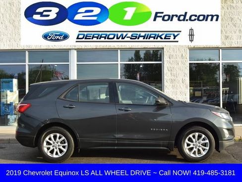 Used 2019 Chevrolet Equinox LS AWD/4WD image 3