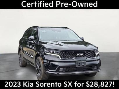 Used 2023 Kia Sorento SX