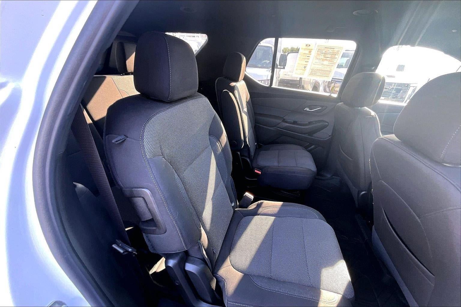 Used 2023 Chevrolet Traverse LT w/ LPO, Floor Liner Package AWD/4WD image 24