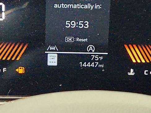 Used 2024 Kia Sorento S w/ Panoramic Sunroof Package FWD image 14