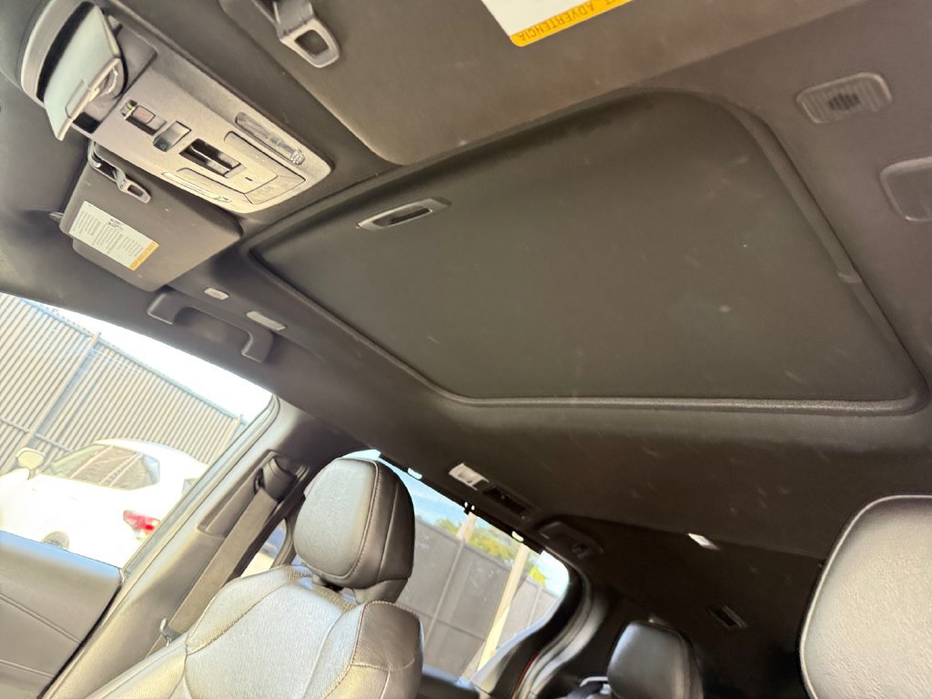Certified 2025 Toyota Sienna Platinum AWD/4WD image 33