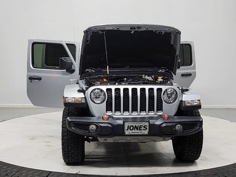 Used 2022 Jeep Gladiator Mojave w/ Trailer Tow Package AWD/4WD image 10