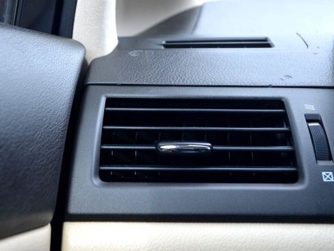 Used 2012 Lexus HS 250h image 40