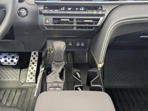 New 2026 Toyota Camry SE image 28