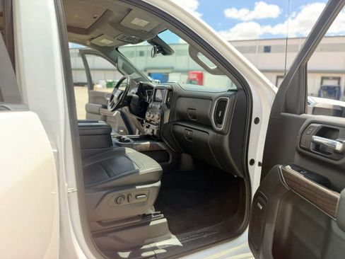 Used 2022 GMC Sierra 2500 Denali AWD/4WD image 28