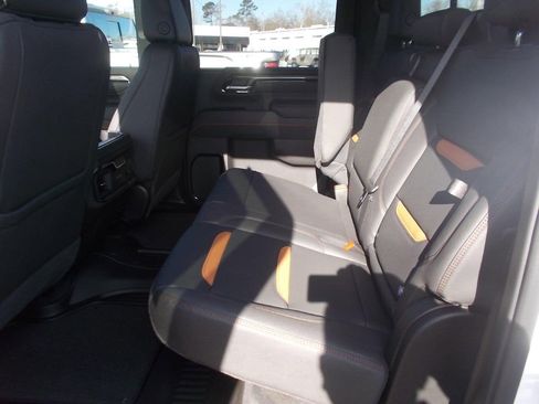 New 2026 GMC Sierra 2500 AT4 w/ AT4 Premium Plus Package image 9