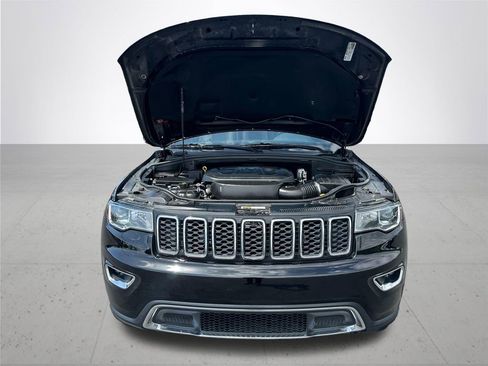 Used 2020 Jeep Grand Cherokee Limited w/ Luxury Group II AWD/4WD image 2