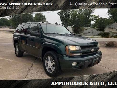 Used 2005 Chevrolet TrailBlazer LT w/ LT Package 1 AWD/4WD image 1