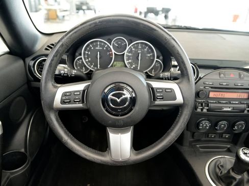 Used 2008 MAZDA MX-5 Miata Grand Touring w/ Premium Pkg RWD image 18