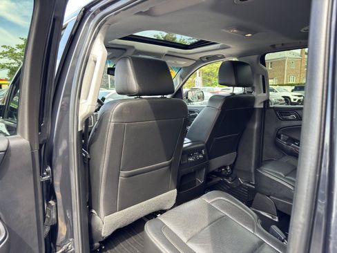 Used 2020 GMC Yukon XL SLT AWD/4WD image 31
