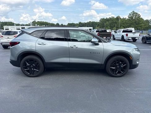 Used 2024 Chevrolet Blazer LT w/ Convenience Package FWD image 6