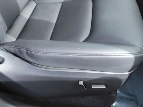 Used 2023 Tesla Model Y AWD image 26