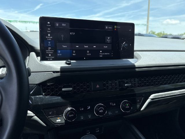 Used 2023 Honda Accord EX-L image 27