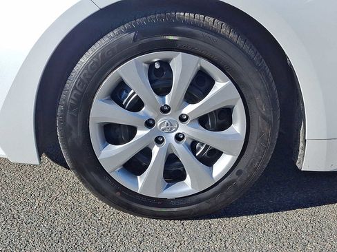 Certified 2025 Toyota Corolla LE image 11