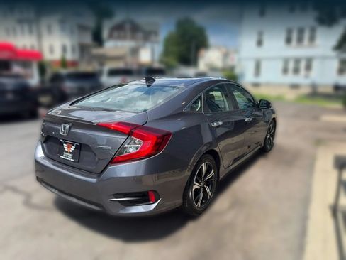Used 2017 Honda Civic Touring image 5