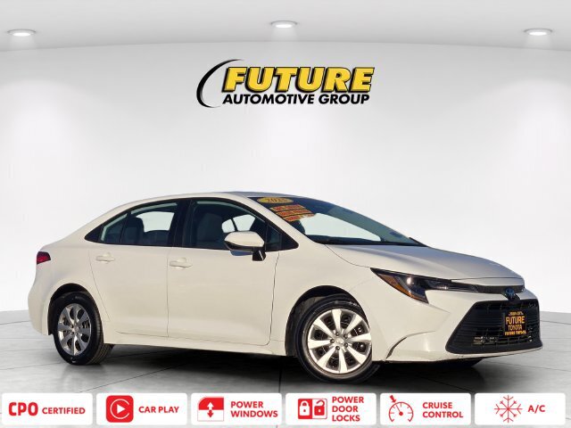 Certified 2025 Toyota Corolla LE FWD image 1